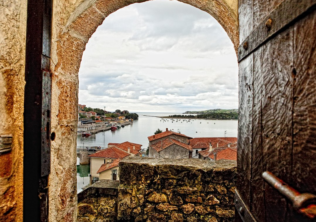 SAN-VICENTE-DE-LA-BARQUERA cantabria campings y planes