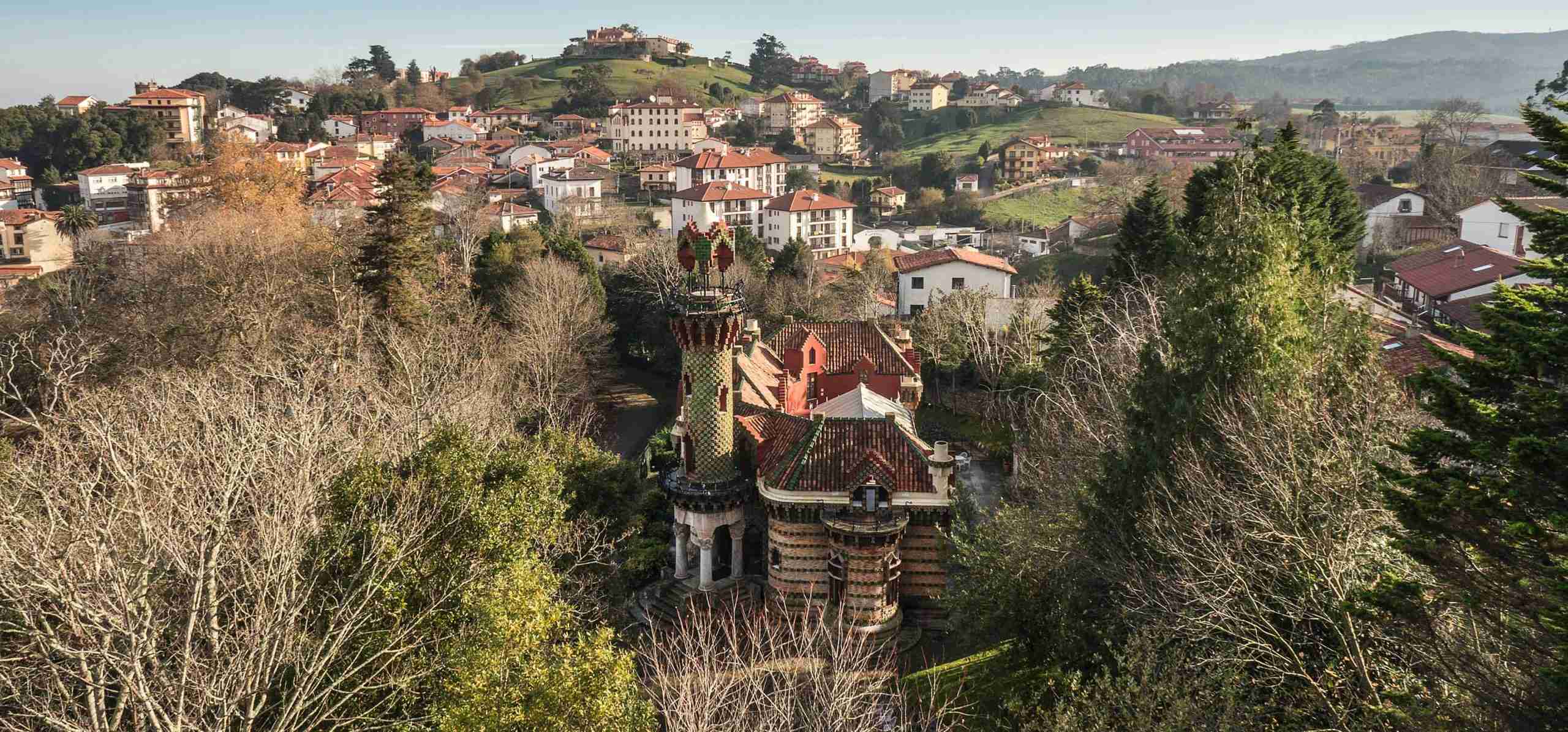 El capricho de gaudi turismo cantabria