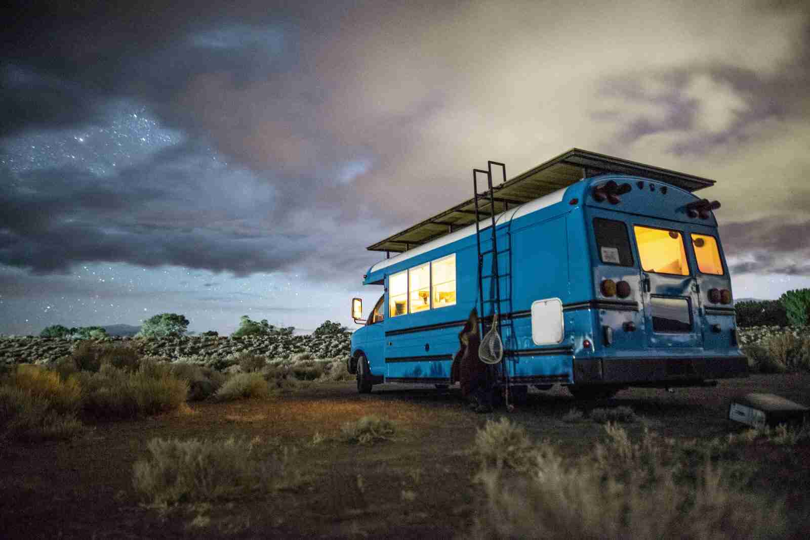 mybushotel camperizando autobuses