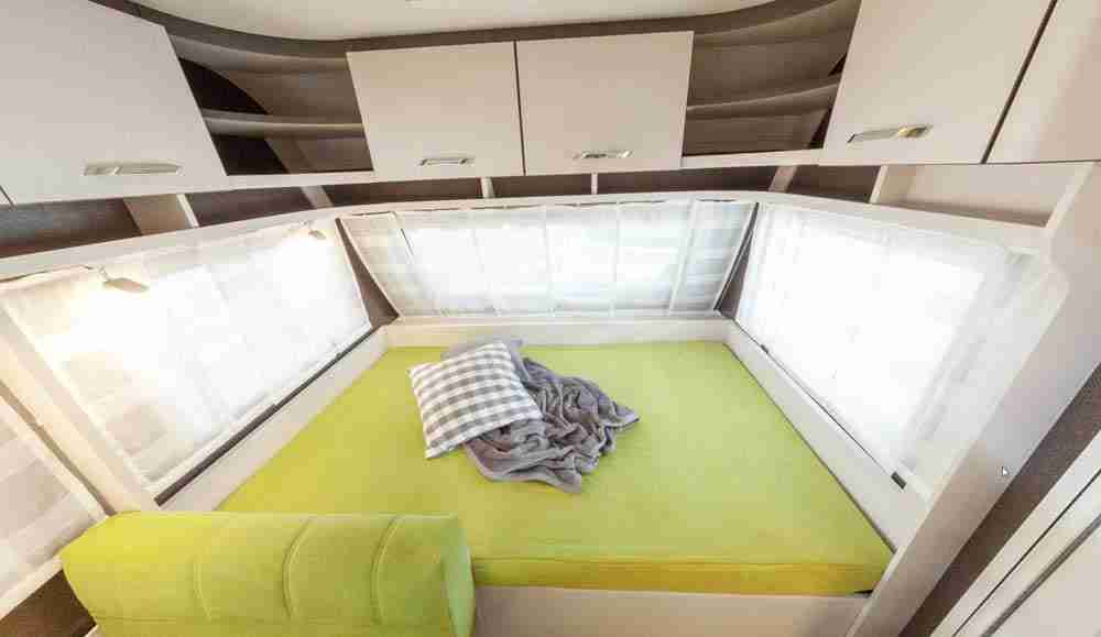 cama doble caravana 495 QSK Dethleffs C'Go