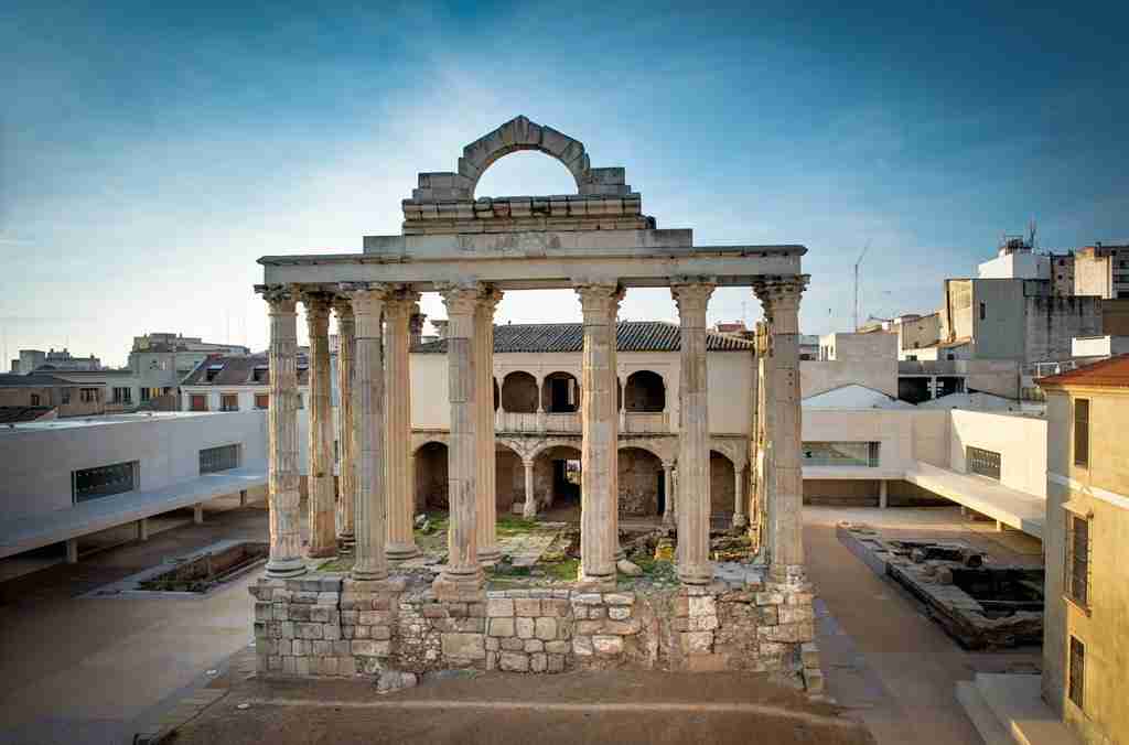 Templo de Diana, qué ver en Mérida. Turismo de Extremadura