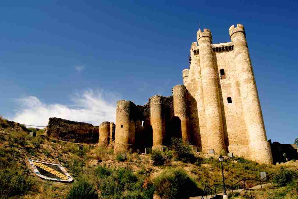Castillo de los Acuña y Portugal Castillo de Valencia de Don Juan.