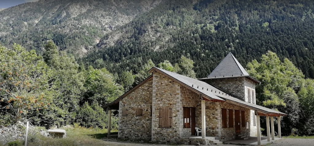 zona de acampada senarta pirineos en autocaravana