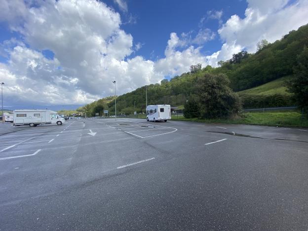 Cangas de Onís habilitará zona para autocaravanas en El Lleráu