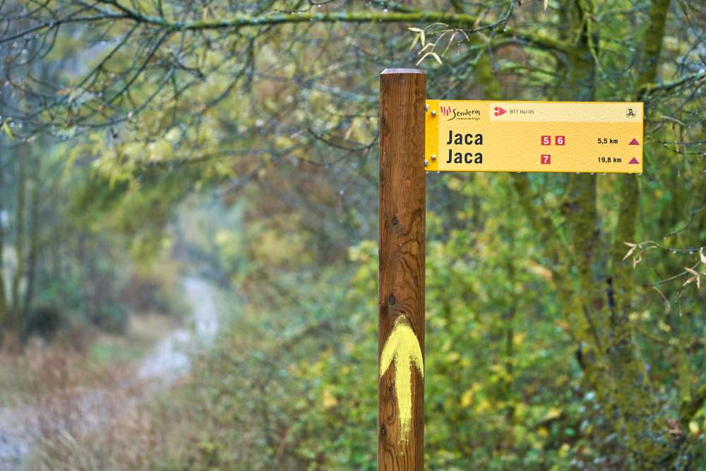 donde pernoctar en jaca con autocaravanas